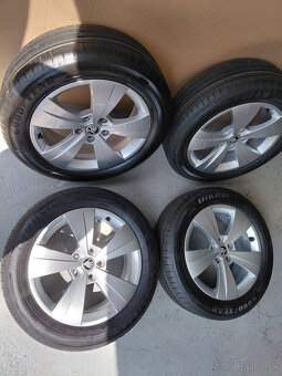 17" Skoda Superb - 215/55R17 - 2