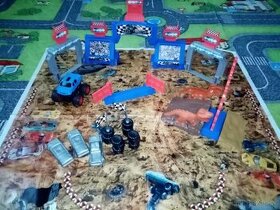Plysaci, auta, playmobil panaci - 2
