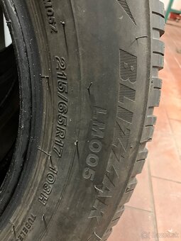 Zimne Bridgestone Blizzak LM005 215/65 R17 - 2