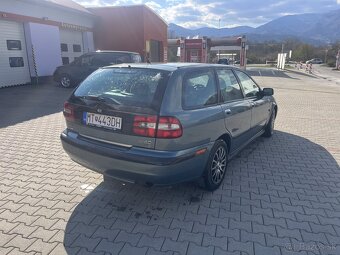 predam Volvo V40 2002 1,9TD 85kw - 2