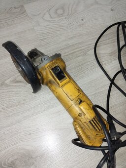 Dewalt - 2
