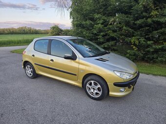 Peugeot 206 1.1 44kw rv2003 - 2
