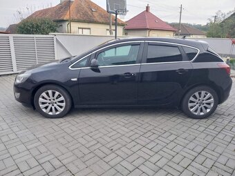 Opel Astra J 1.7 CDTI - 2