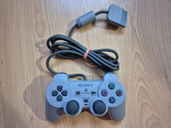 Predám ovládač na PS1 - 2