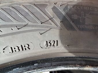 Predám 4 celoročné pneumatiky 195/60R18 Goodyear 4 SEASONS - 2
