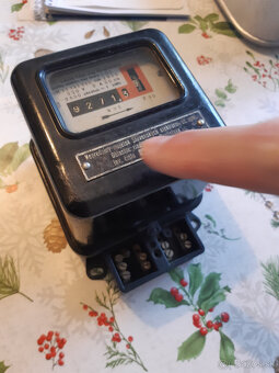 Starý elektromer z roku 1944 - 2
