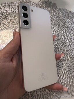 Predám Samsung Galaxy S22 plus 5G - 2