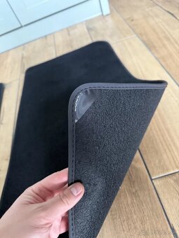Tesla model 3 rohoze / koberce original - 2