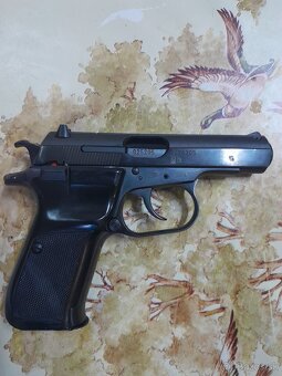 pištoľ CZ 83 kal. 7,65mm Browning - 2