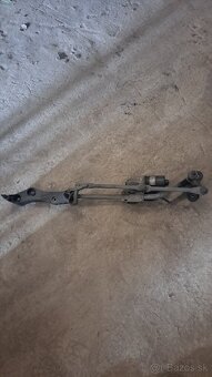 Mechanizmus stieračov bmw e61 - 2