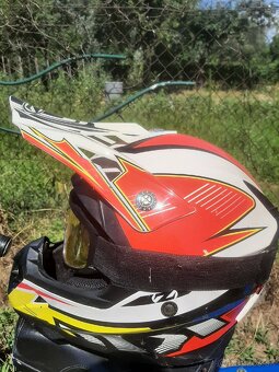 PREDÁM MOTOCROSS PRILBU - 2