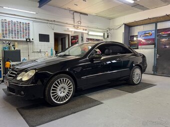 Mercedes-Benz CLK 320 CDI V6 – 165kW, Coupé (2009) - 2