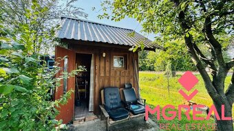 Na predaj záhradka 223 m2 s karavanom a záhradnou chatkou - 2