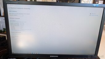 Samsung monitor - 2