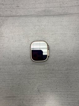 Apple Watch Ultra 49mm Titanium - 2
