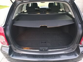 Predam Toyota Avensis combi 2.2 D4D - 2
