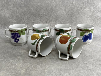 vintage ľudové šálky ovocie - 2