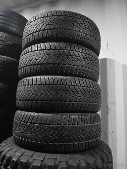 215/55R17 Zimné pneumatiky Goodyear - 2
