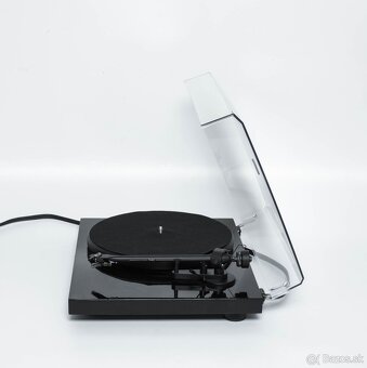 Pro-ject Debut III - 2