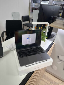 Apple MacBook Air 13″ M2 (2022) - 2