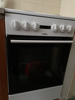 Elektrický sporák s rúrou - 2