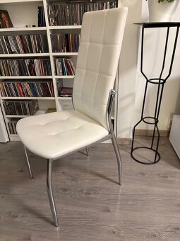 Jedálenské stoličky - 2