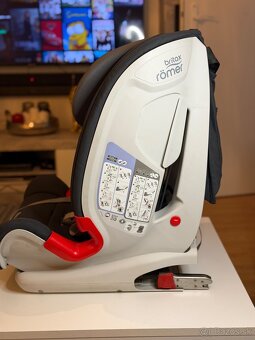 Britax Römer Advansafix III - 2