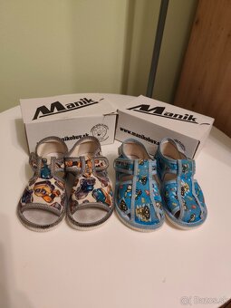 č.23 Manik detské papučky 2ks - 2