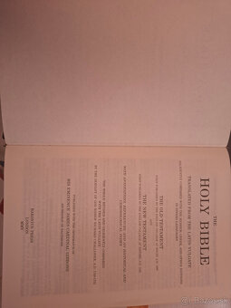 Anglická Biblia - 2