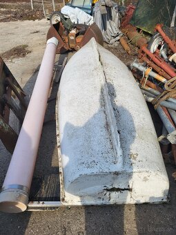 Čln so stabilizátorom - 2