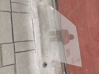 predam nove cel. skla bocne - 2