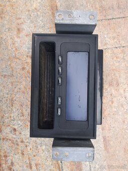 Autorádio Mitsubishi L 200 - 2