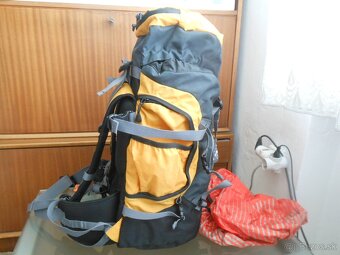 Turistický batoh EXITREK MEVAN - 2