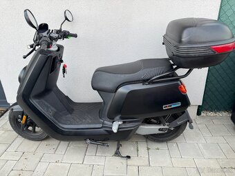 Niu n sport black elektricky skuter - 2