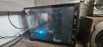 PC: i7 9700KF, RTX3060, 32GB ram - 2