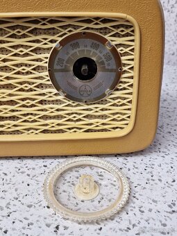 Radio Mír ☆ starožitné kabelkové radio Tesla T 2800 B-2 - 2