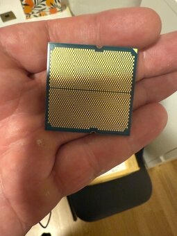 AMD Ryzen 9 7900X3D - 2