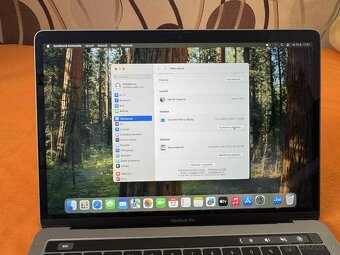 MacBook Pro 13" 2019 2 thunderbolt porty i5 8GB RAM 128GB - 2