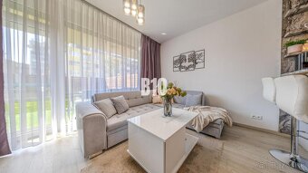 Útulný 2 izbový byt s predzáhradkou v Devínskej Novej Vsi - 2