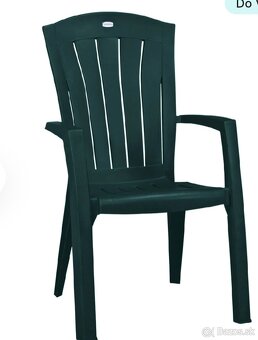 Darujem plastovy zahradny nabytok - 2