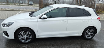 HYUNDAI I30 1.5 FAMILY - 2