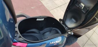 Piaggio Medley 150 - 2