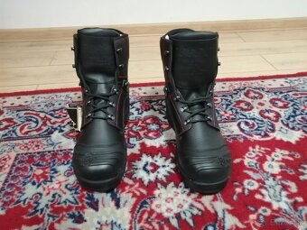 Predam pilčícke topánky - 2