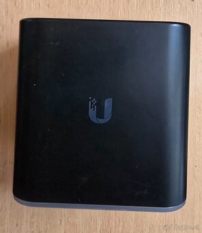 Ubiquiti airCube Access Point ISP - 2