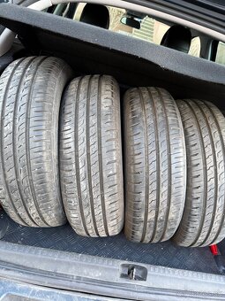 Letné pneu Barum Bravuris 185/65 R15 - 2