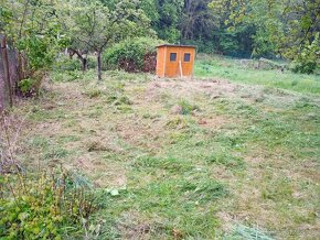 DLHODOBO prenajmeme záhradu pri lese v Bratislave Dúbravke - 2