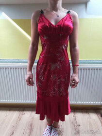 Dámske červené elegantné šaty M - 2
