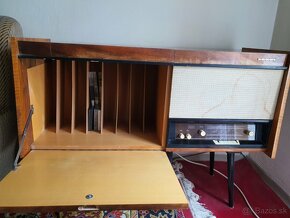 Predám staré rádio s gramofónom - 2