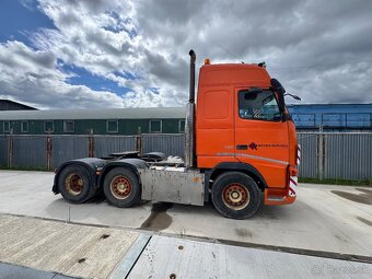 Volvo 6x2 - 2