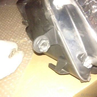 predni svetlo leve levy vw touran svetla 07-11 - 2